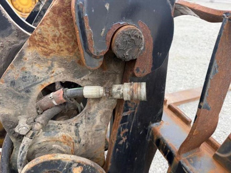 2010-caterpillar-924h-image-30