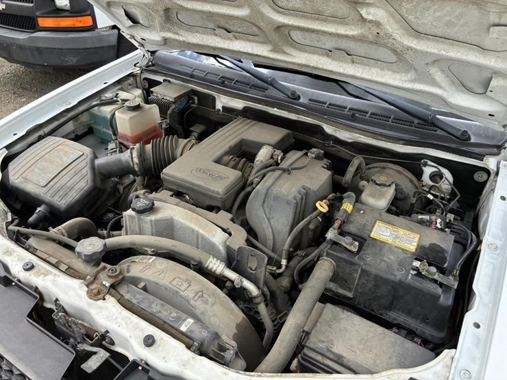 2011-chevrolet-colorado-image-6