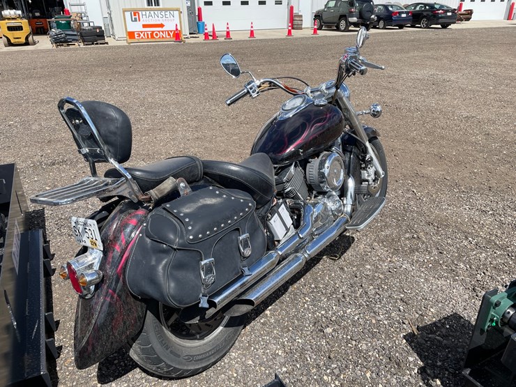 #2903-•-2004-yamaha-vstar-1100-motorcycle-(has-wi-title)-image-5