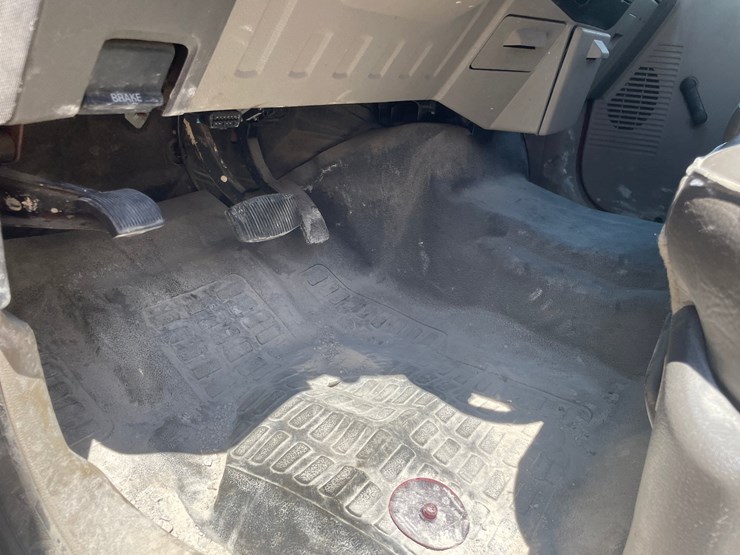 2008-ford-f250-xl-image-31