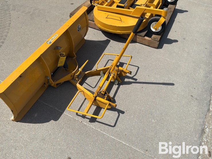 walker-mower-deck-&-snow-blade-image-9