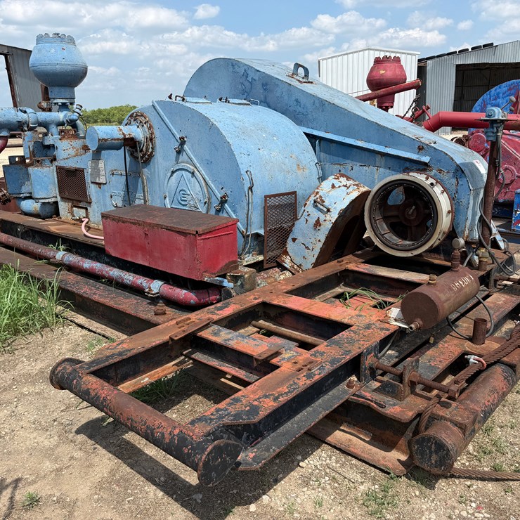 CONTINENTAL EMSCO DB-550 DUPLEX MUD PUMP W/ EATON 18”AIRFLEX CLUTCH, SKIDDED