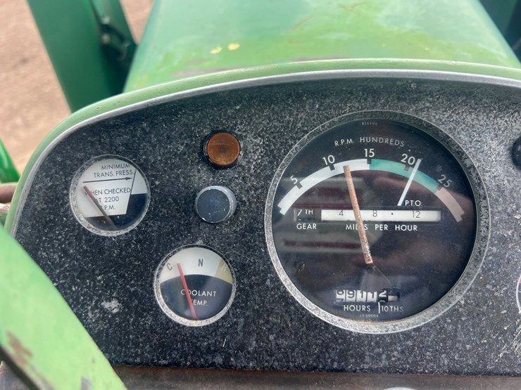 john-deere-4020-image-35