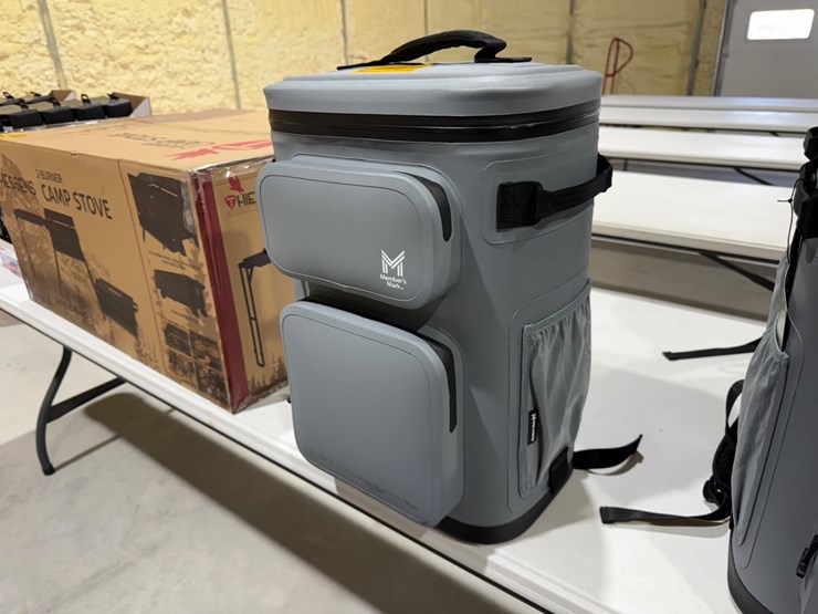 #49797-•-unused-member-mark-backpack-cooler-image-1