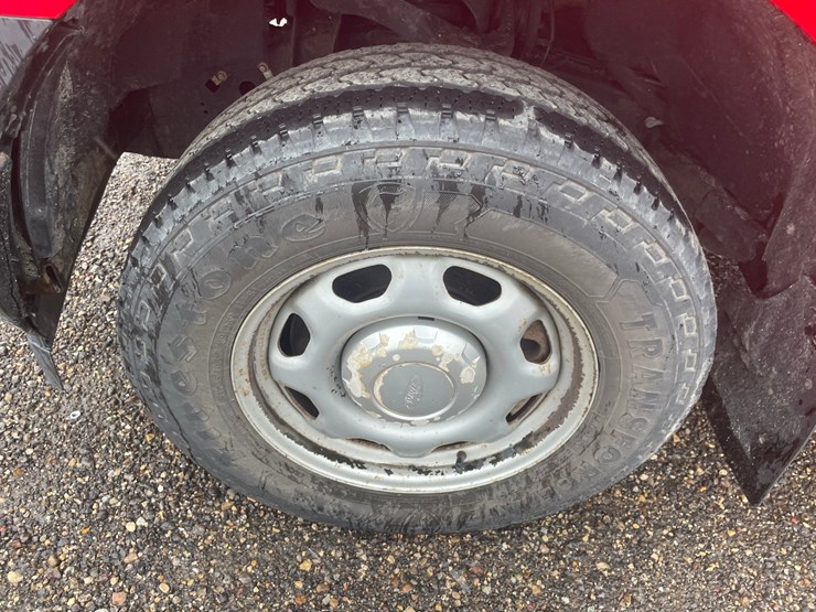 2018-ford-f150-xl-image-9