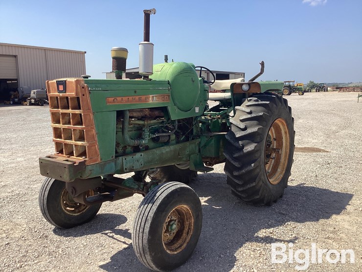1966-oliver-1650-image-1