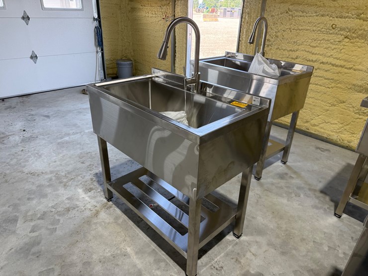 #49817-•-unused-trinity-36"-stainless-steel-sink-image-1