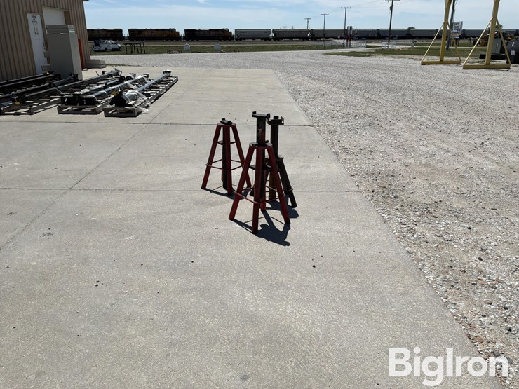 heavy-duty-jack-stands-image-8