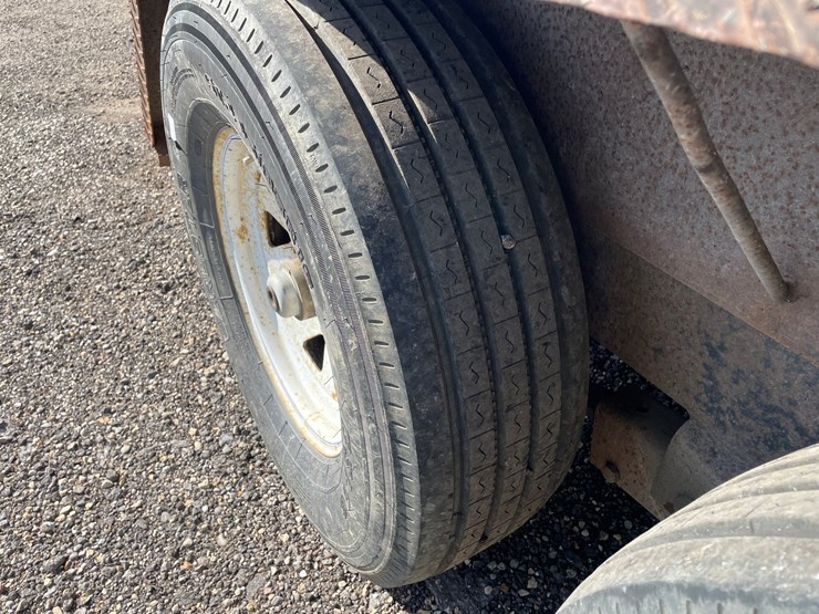 #2441-•-1998-olympic-14'-tandem-axle-equipment-trailer-image-5