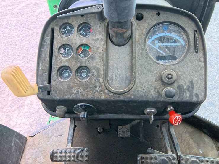 john-deere-4630-image-38