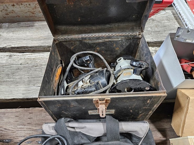 #130-•-assorted-power-tools-image-3