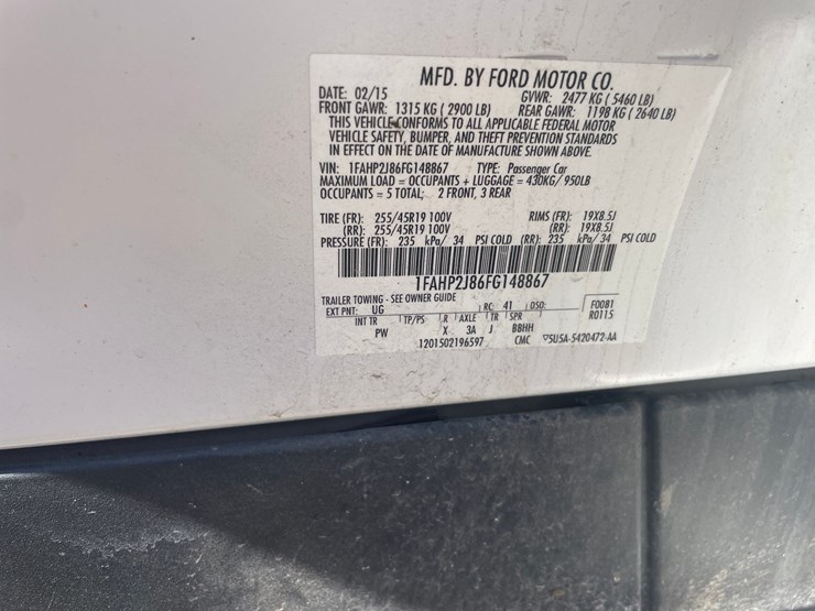 #2858-•-2015-ford-taurus-limited-(has-wi-title)-image-37