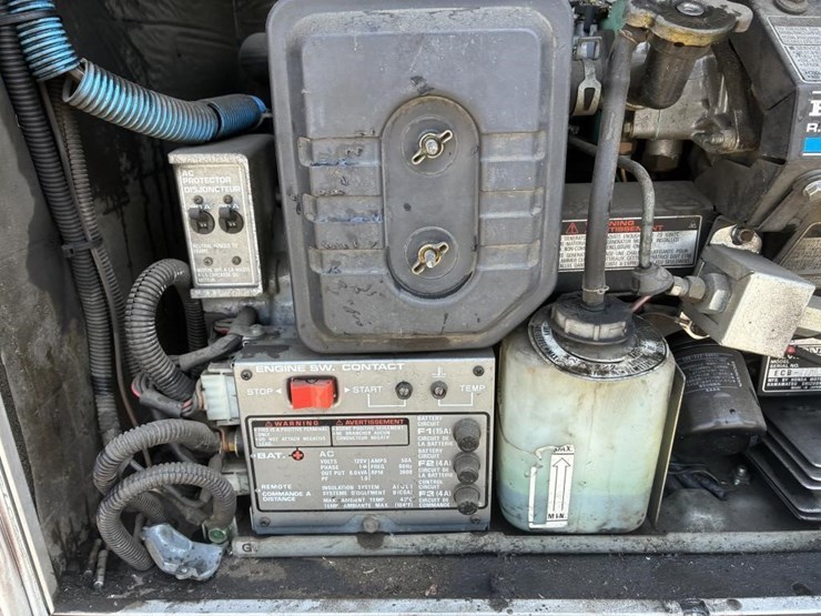 2002-workhorse-p42-image-12