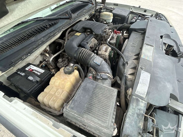 2004-chevrolet-silverado-3500-image-7
