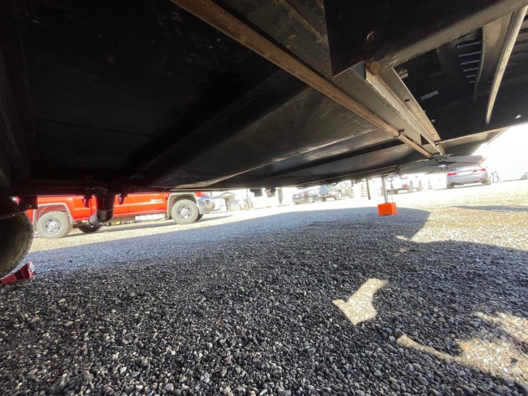#2859-•-2016-shasta-oasis-tandem-axle-camper-(has-wi-title)-image-17