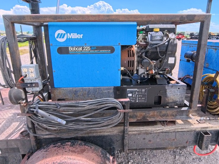 miller-bobcat-225-image-12