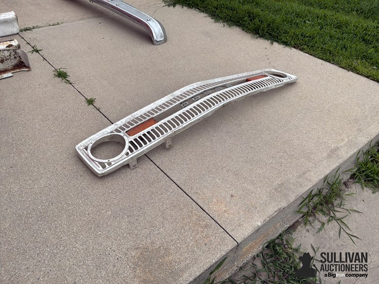 dodge-aluminum-grill-image-3