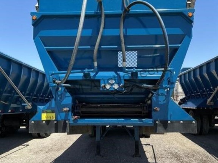 2010-versa-v-bottom-spreader-trailer-image-2