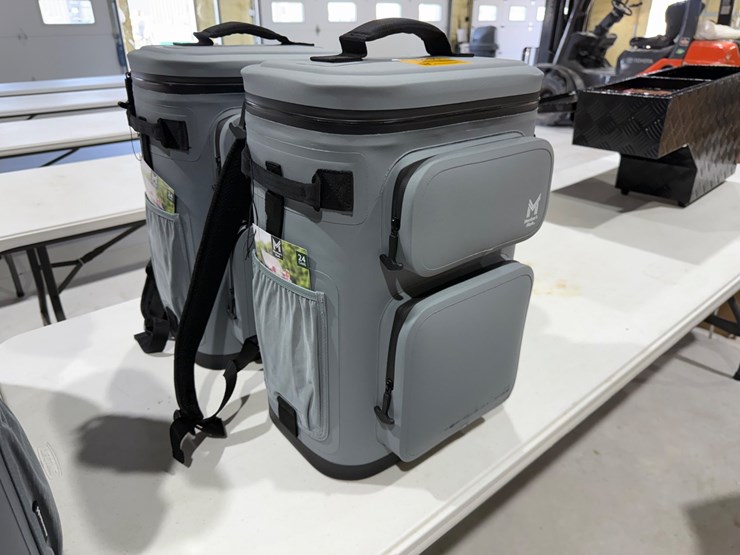 #49795-•-lot-of-(2)-unused-member-mark-backpack-coolers-image-3