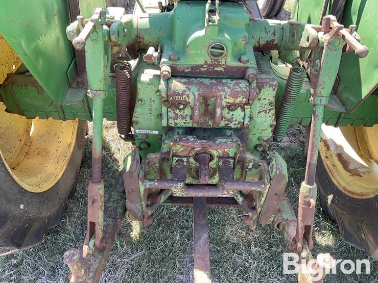1961-john-deere-2010-image-18