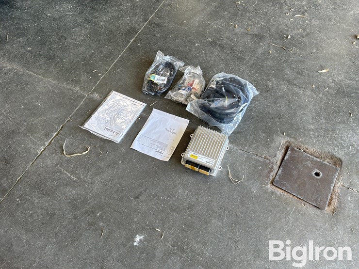 trimble-autopilot-automated-steering-system-image-5