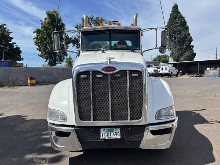 2007-peterbilt-386-image-8