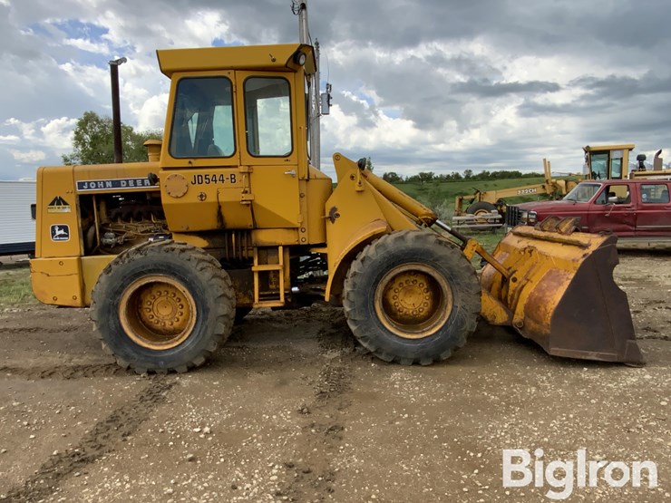 john-deere-544-image-4