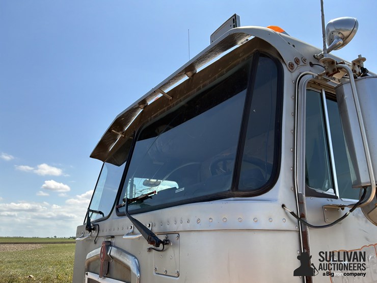1985-kenworth-k100-image-19