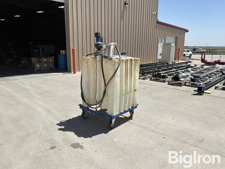 diesel-exhaust-fluid-pump-&-bulk-tank-image-5