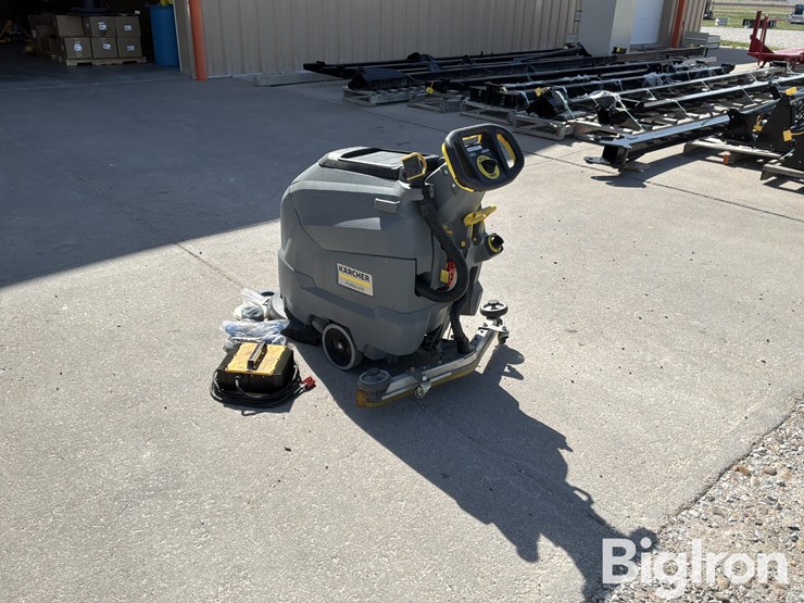 karcher-professional-floor-cleaner-image-7
