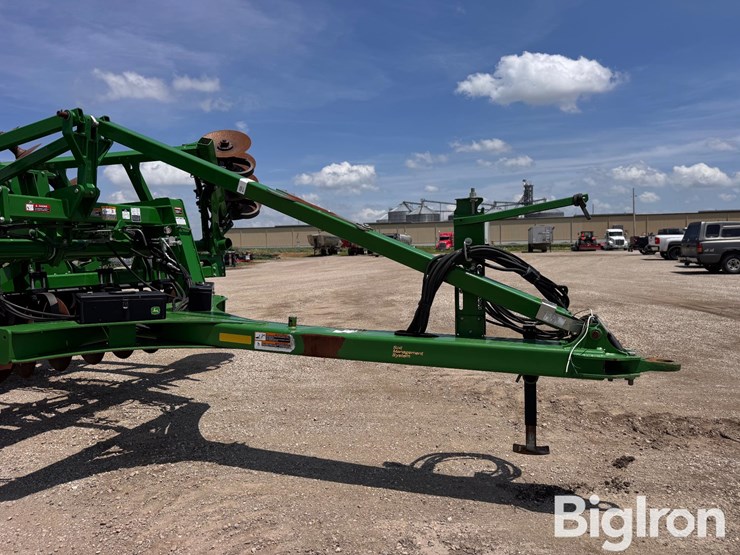2018-john-deere-2730-image-12
