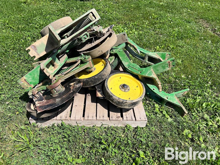 john-deere-1770nt-image-11