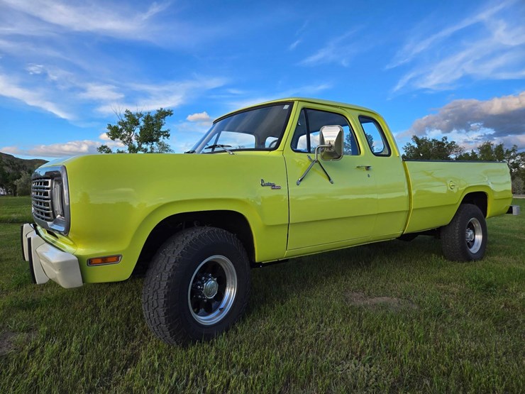 1977-dodge-w200-image-30