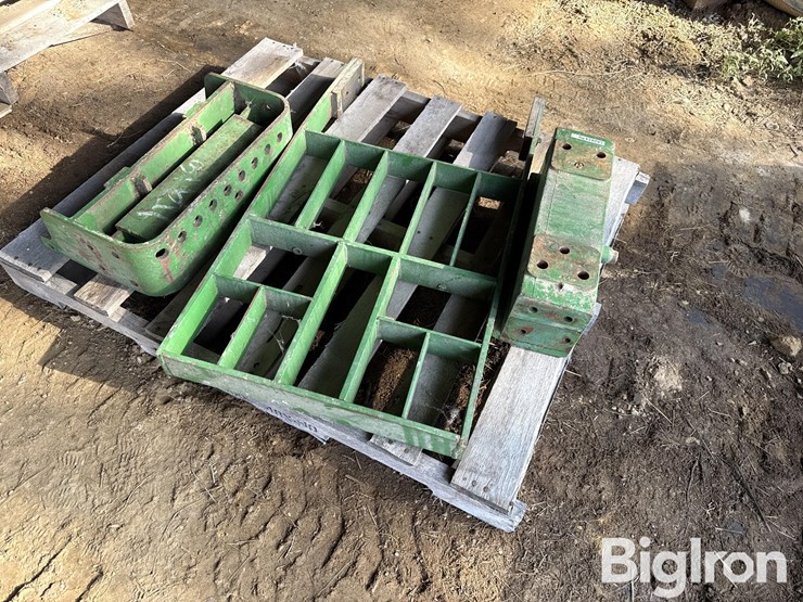 john-deere-30-image-3