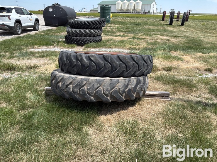 miller-sprayer-wheels-&-380/90r46-tires-image-8