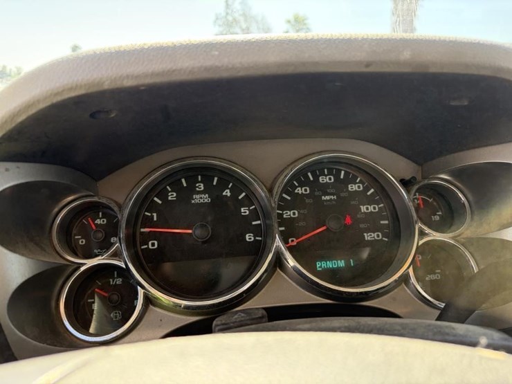 2012-gmc-sierra-2500-image-16