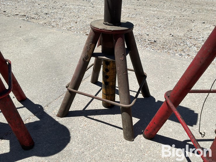 heavy-duty-jack-stands-image-13