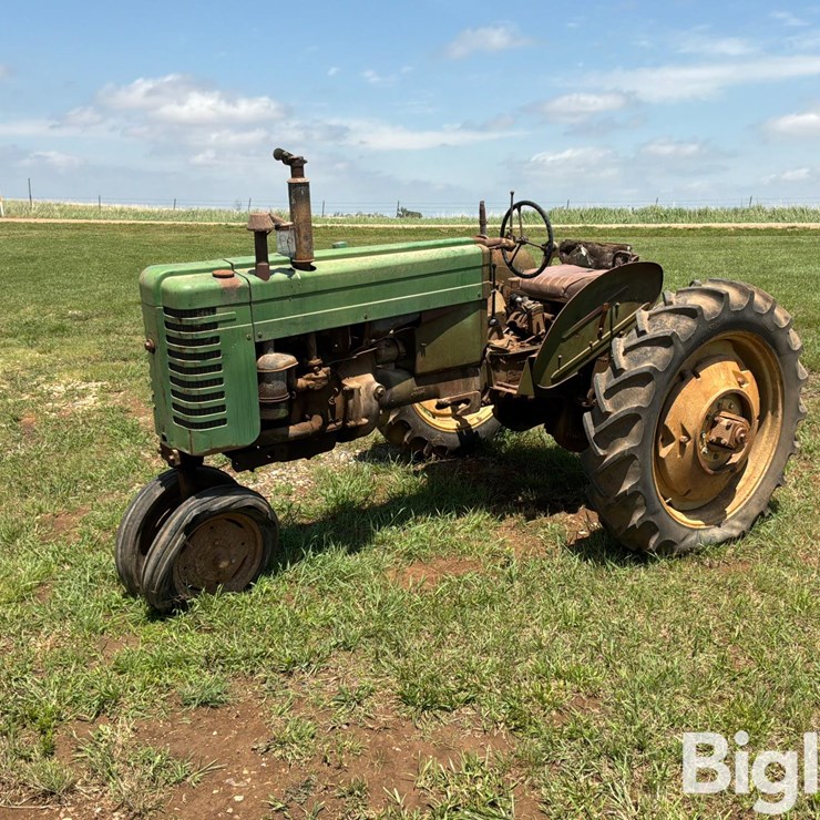 1949 JOHN DEERE MT