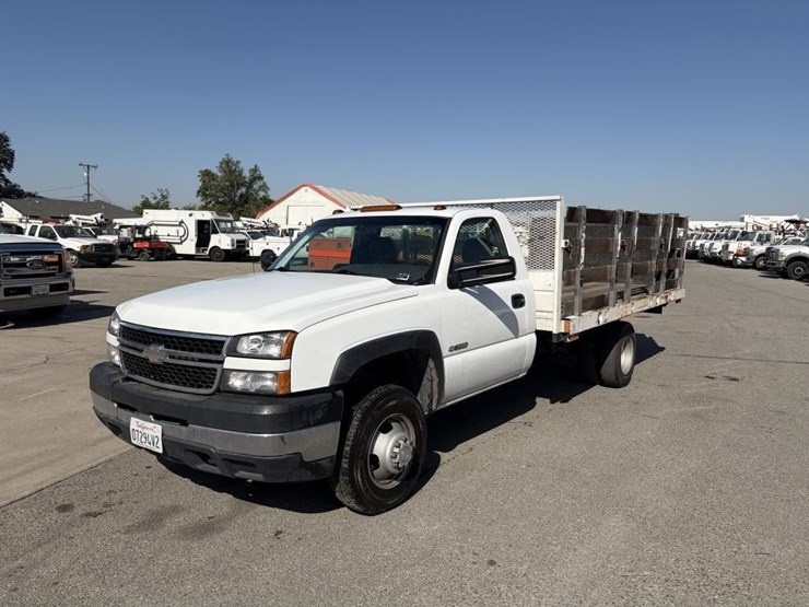 2007-chevrolet-silverado-3500-image-1