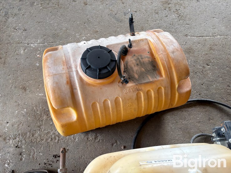 40-gal-3-pt-sprayer-w/8'-boom-&-24-gal-tank-image-20