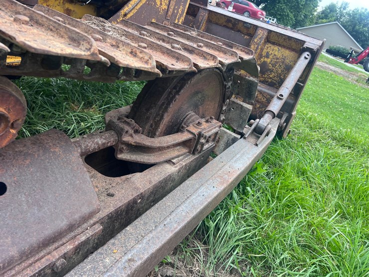 #2047-•-cat-dozer-image-11
