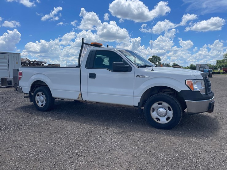 2009-ford-f150-xl-image-4