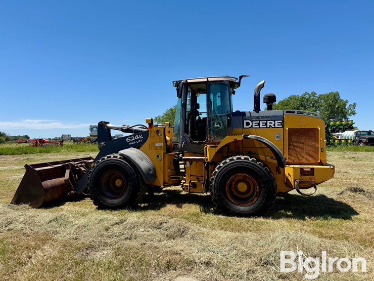 2013-deere-624k-image-8