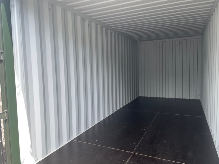 #2439-•-20'-standard-height-shipping-container-image-9
