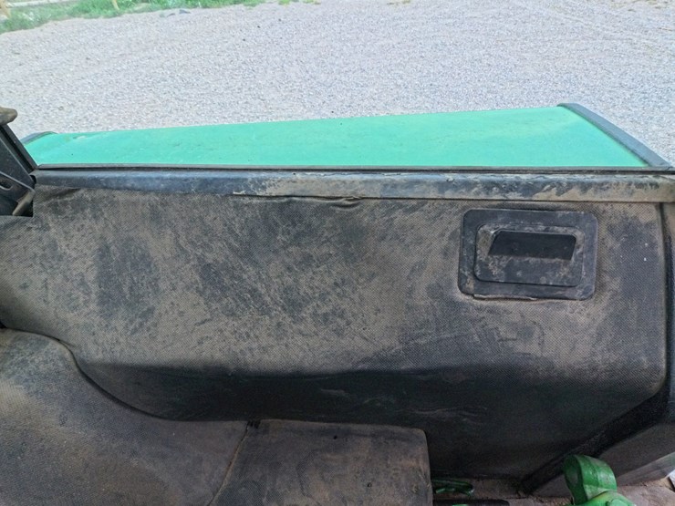 john-deere-4630-image-32