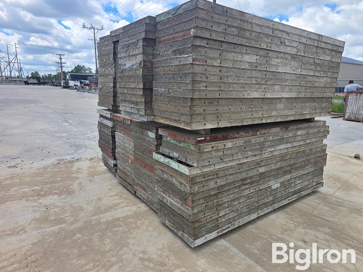 8'-concrete-wall-forms-image-7