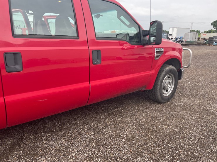 2010-ford-f250-xl-image-22
