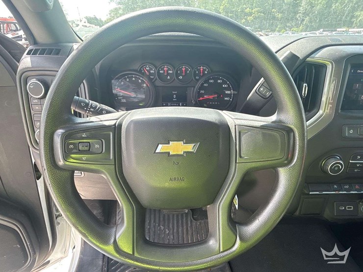 2022-chevrolet-silverado-1500-image-13