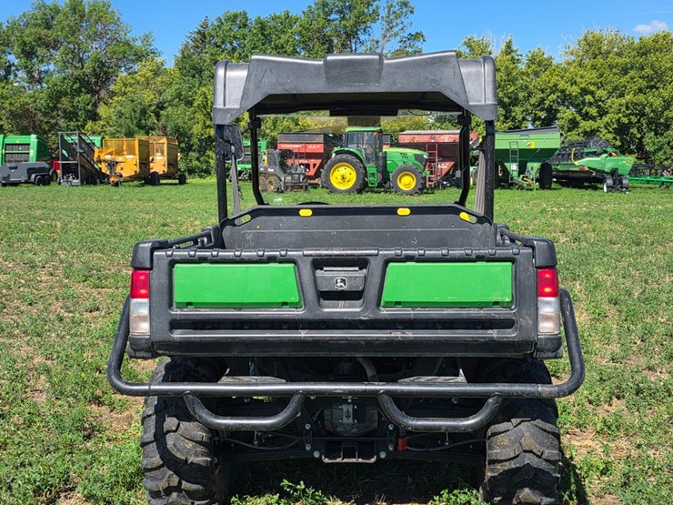 john-deere-gator-image-19