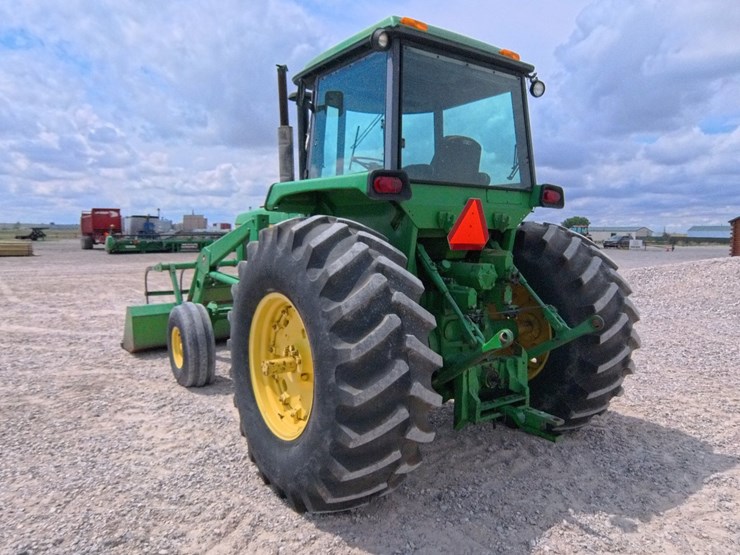 john-deere-4630-image-3